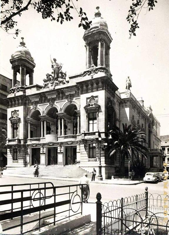 PA d- 032- Opera.jpg